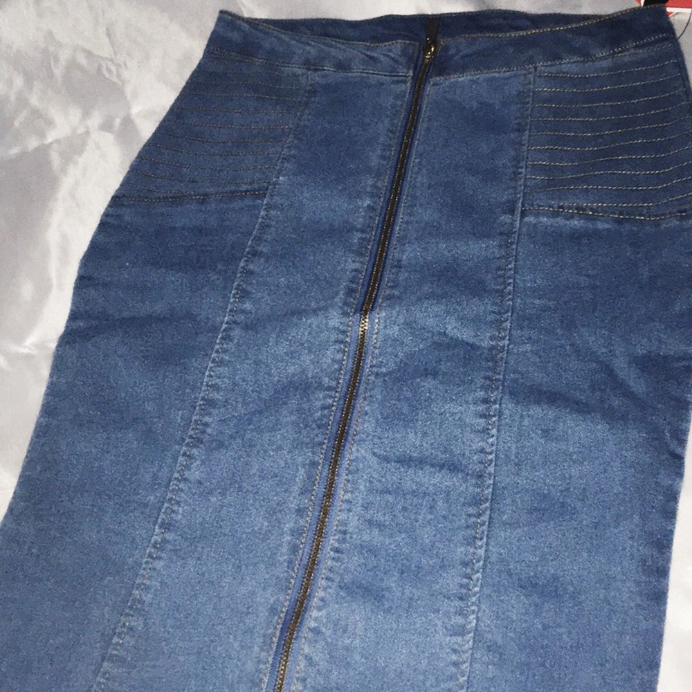 Blue zip up jeans skirt